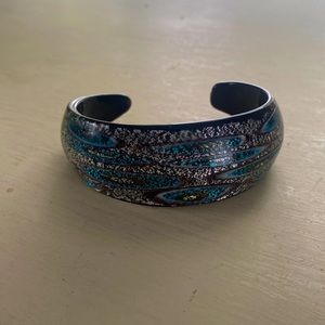 Glass bangle